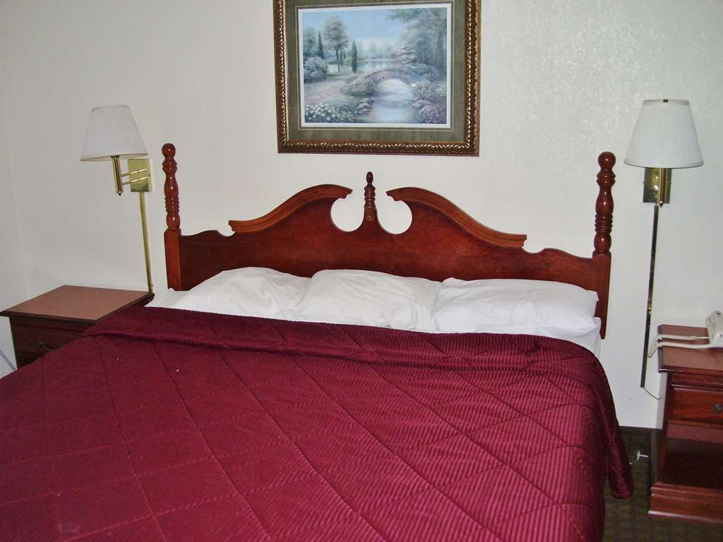 Lake View Inn & Suites Killen 객실 사진